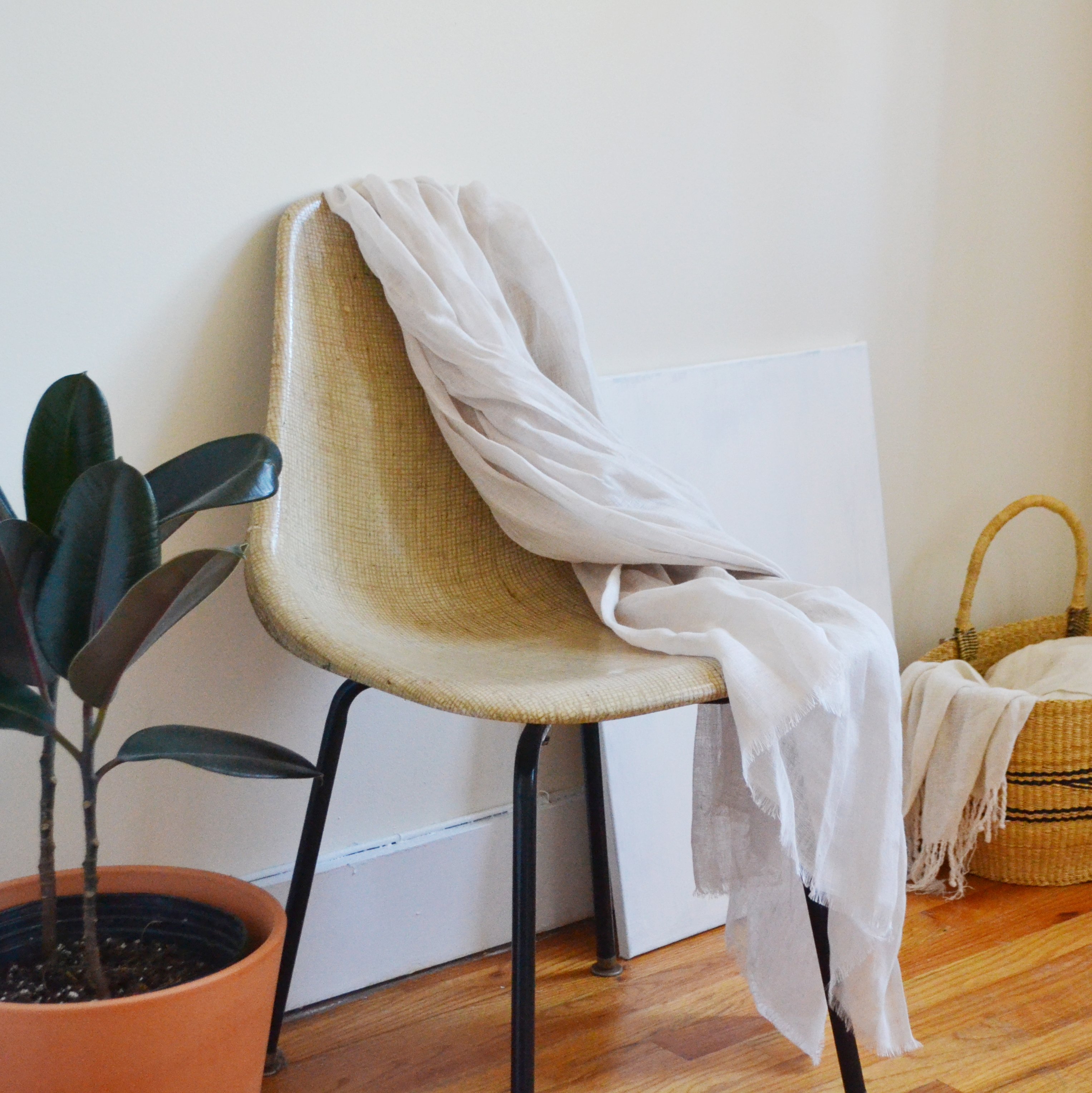 Lightweight Linen Scarf