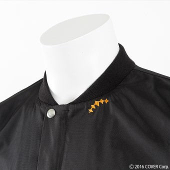 JACKET ©2016 COVER Corp.