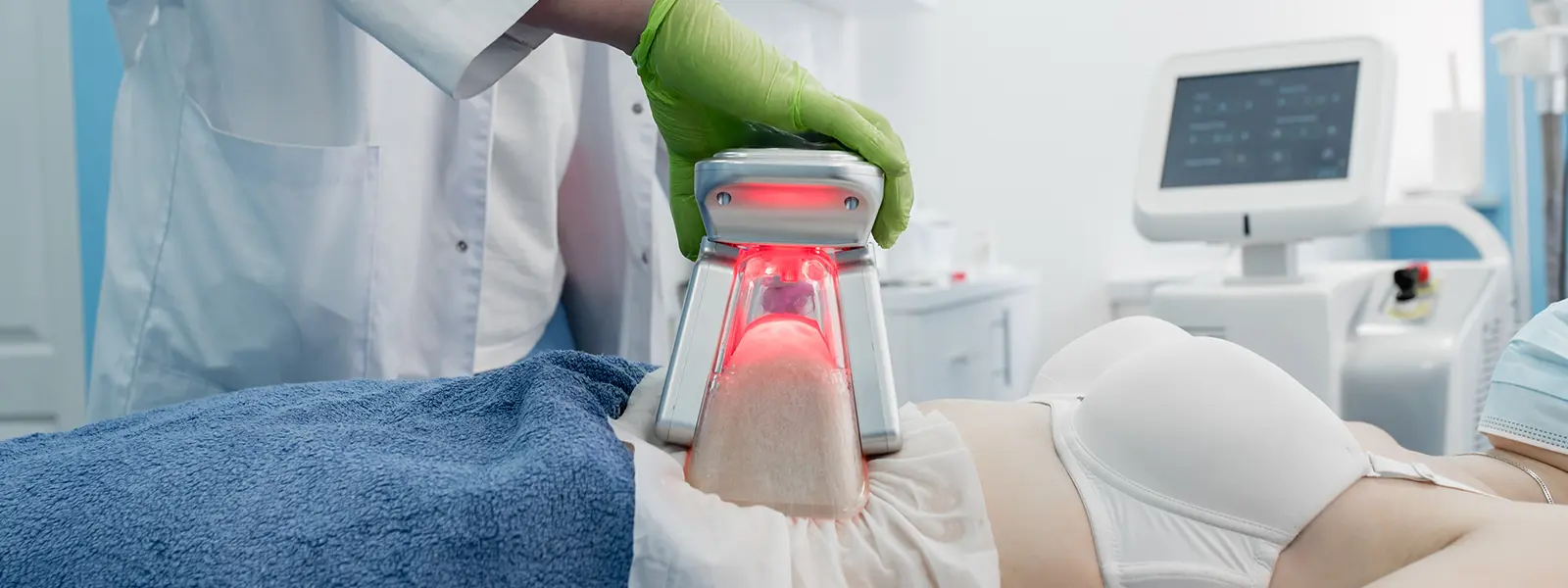 Liposuction vs Cryolipolysis: What's The Difference?