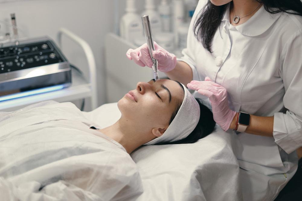 Microneedling and the benefits it has for your skin!