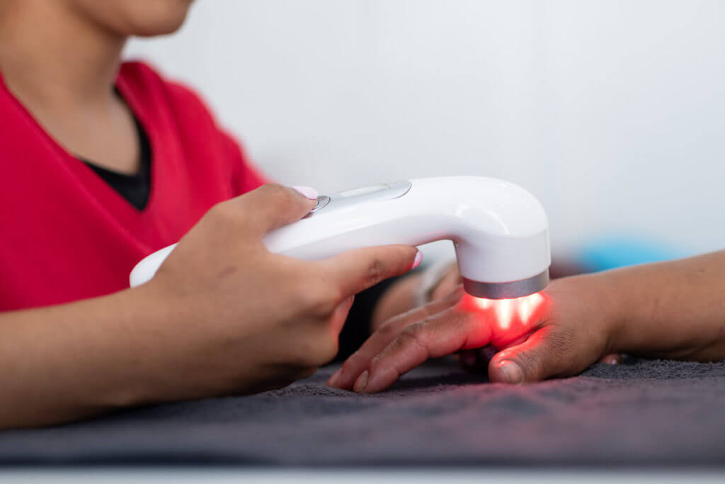 Infrared Therapy Treatment: How Light Heals Pain & Inflammation - H2 Health