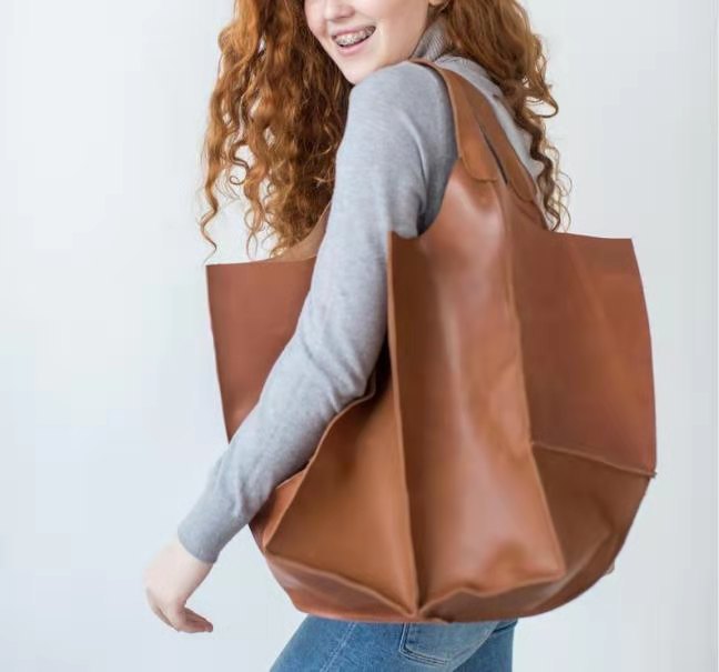 Oil Wax Leather Large Capacity Tote Bag mySite