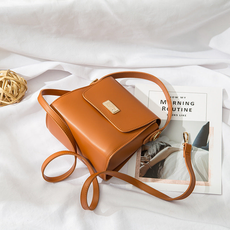 Ladies Vintage Leather Phone Bag mySite