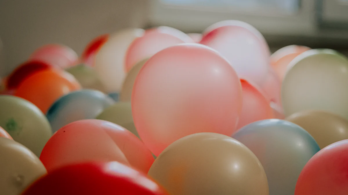 Tips to Extend the Float Time of Latex Balloons with Helium