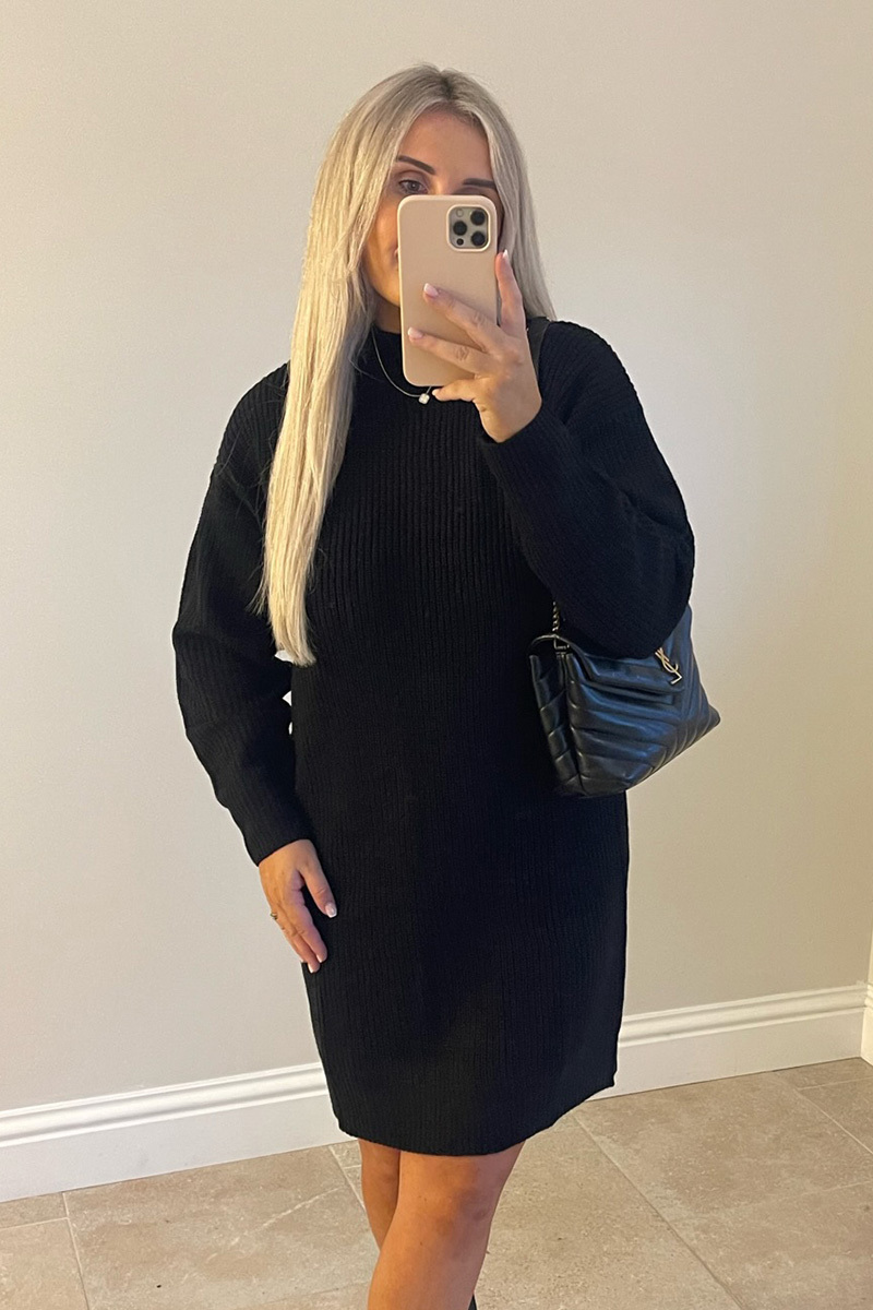 燕珍测试的 High Neck Knitted Jumper Dress