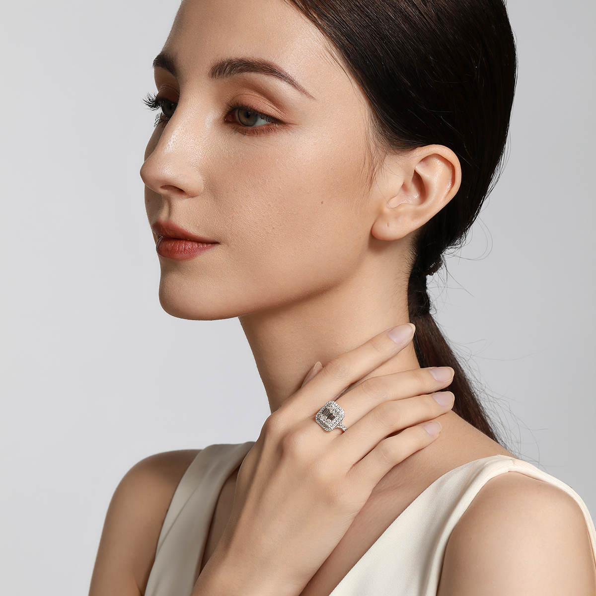 Lab-Grown Diamonds: A Unique Value Proposition for Couples