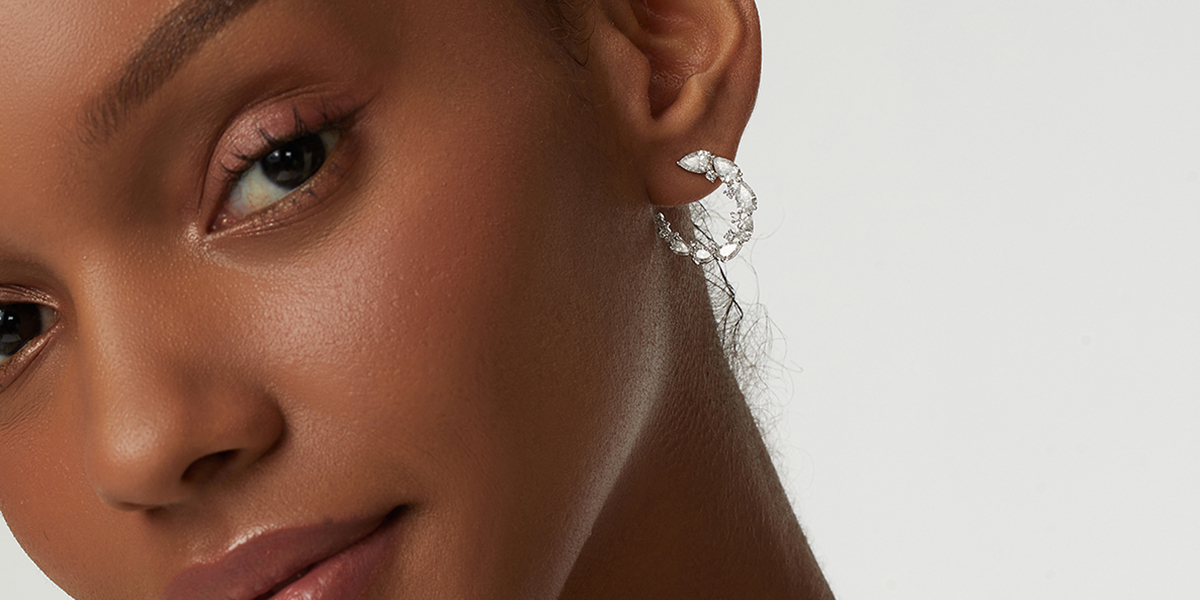 How to Select Diamonds for Travel-Friendly Jewelry