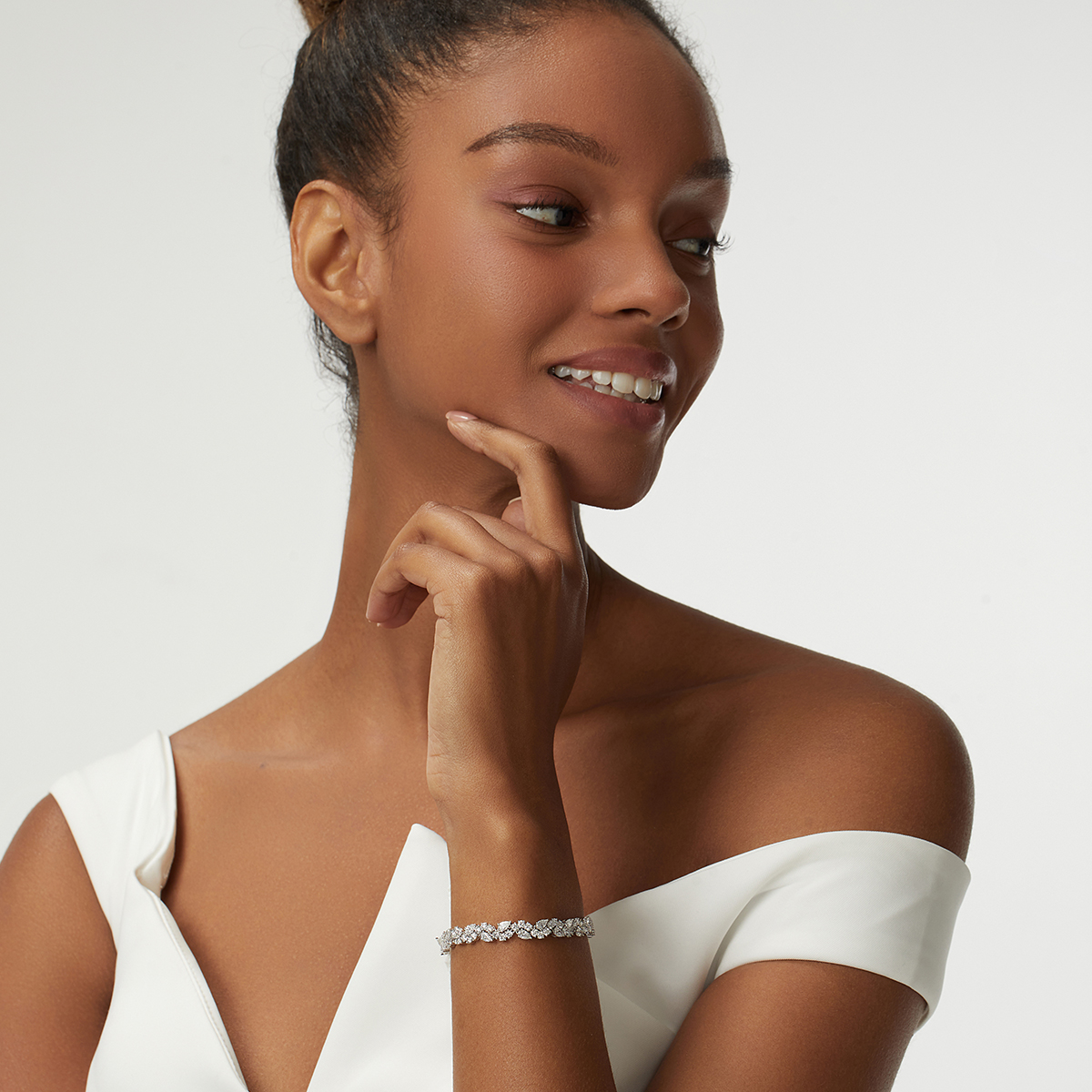Unveiling the Emotional Power of Diamonds and Jewelry