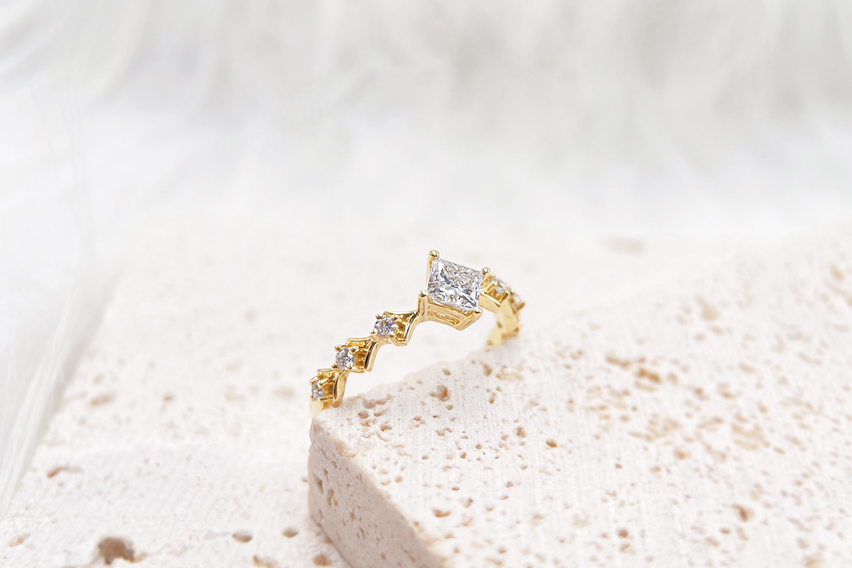 Artistic Expressions: Diamond Jewelry Inspired by Famous Paintings