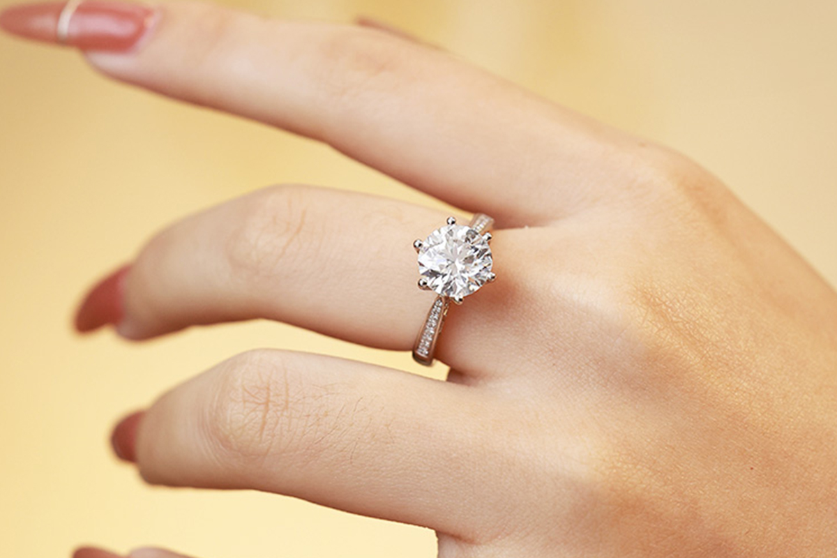 How to Create Lab Grown Diamonds and Understand Their Characteristics