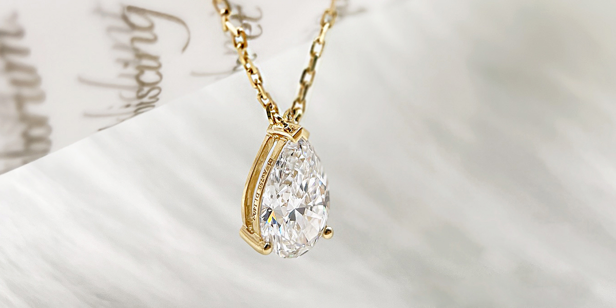 Are Traditional Summer Vibes Outdated? The Diamond Jewelry Sparkle Revolution