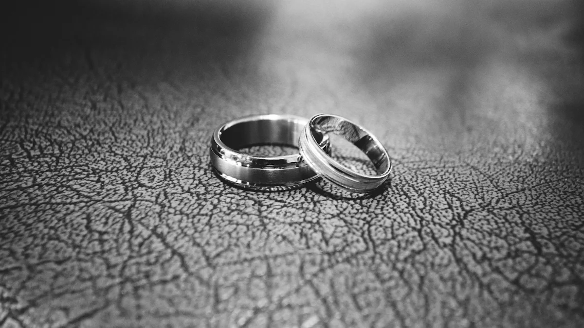 Avoid These Mistakes When Choosing Men's Wedding Rings: Exclusive Designs and Limited Edition Options
