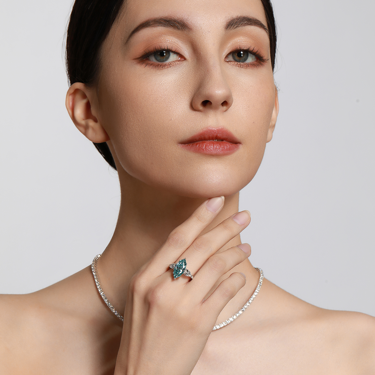 How to Choose the Perfect Lab-Grown Blue Diamond for Your Jewelry