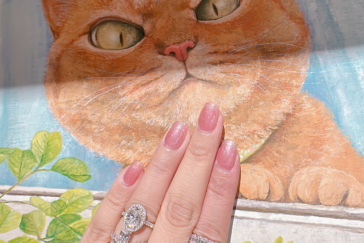 Intersection of Diamonds and Contemporary Art