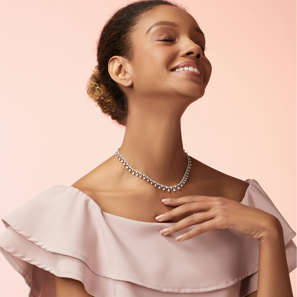 Unveiling the Top 10 Errors to Dodge When Buying Diamond Necklaces