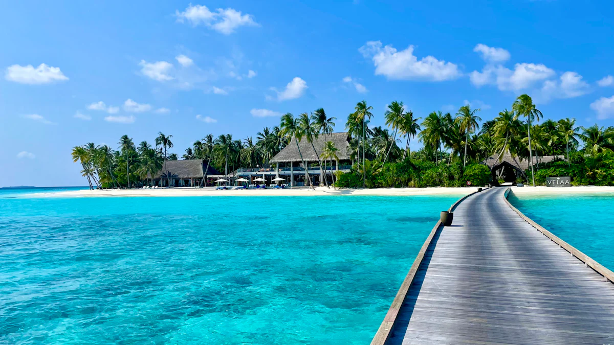 City Explorations to Island Getaways: The Allure of Diamond Jewelry on Vacation