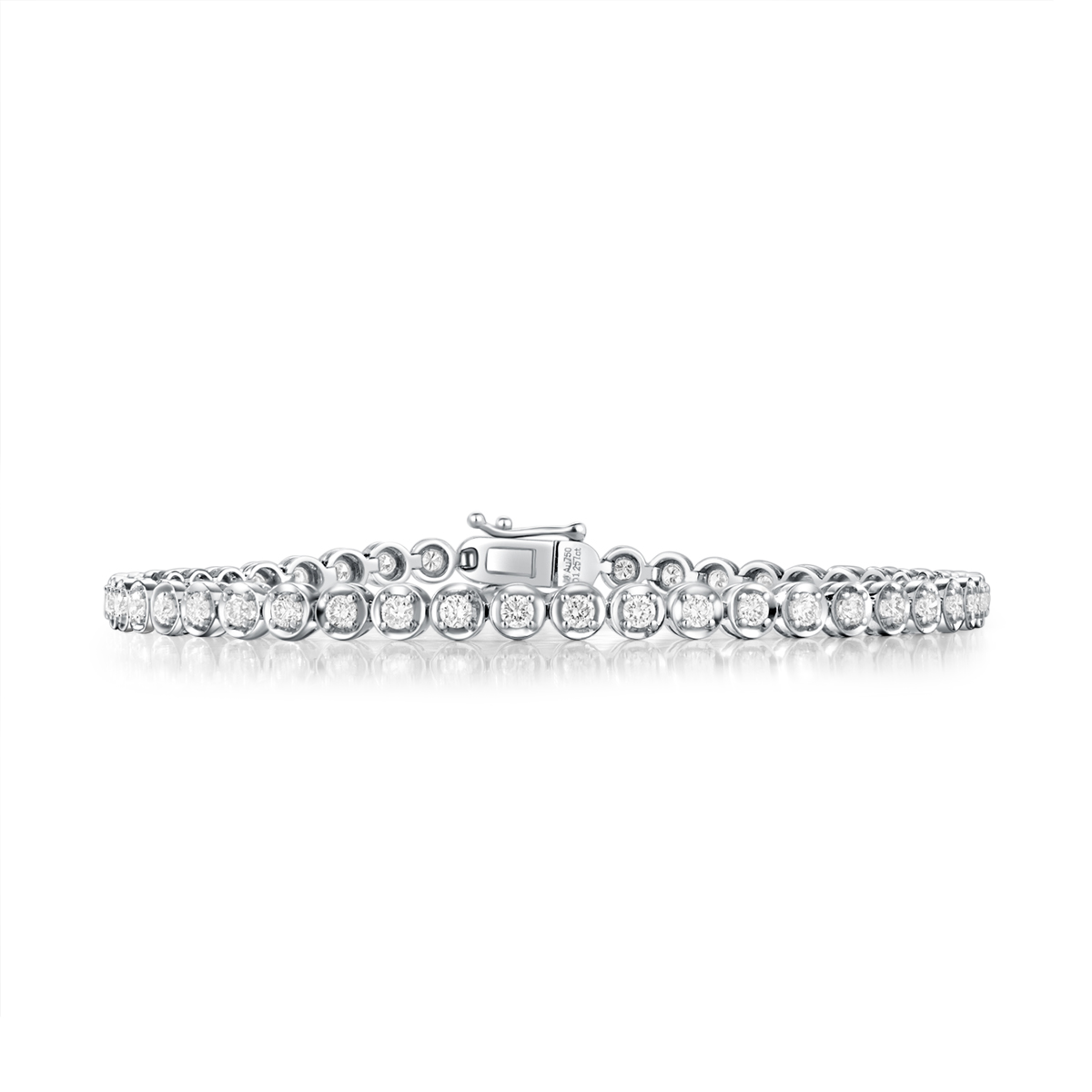 Top Tips for Buying a 2ct Diamond Tennis Bracelet in White Gold