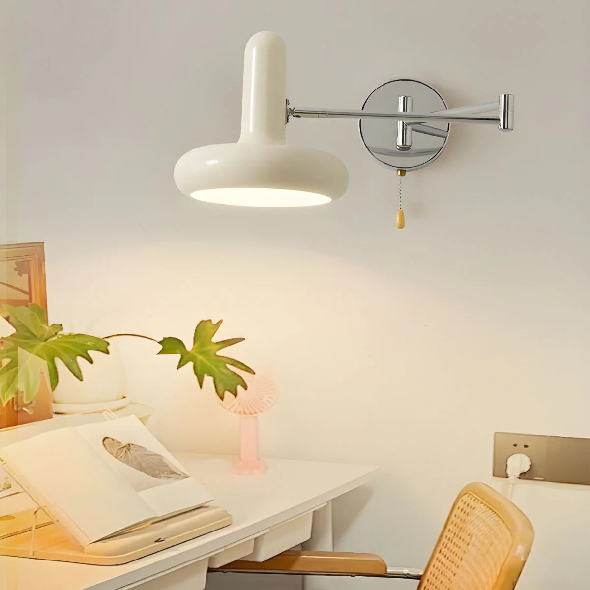 Bauhaus Wall Lamp