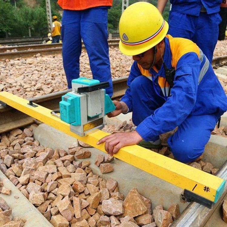 Pulse laser rangefinder