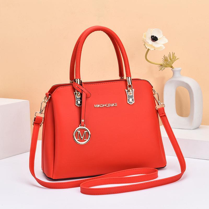 Elegant fashion classic bag mySite