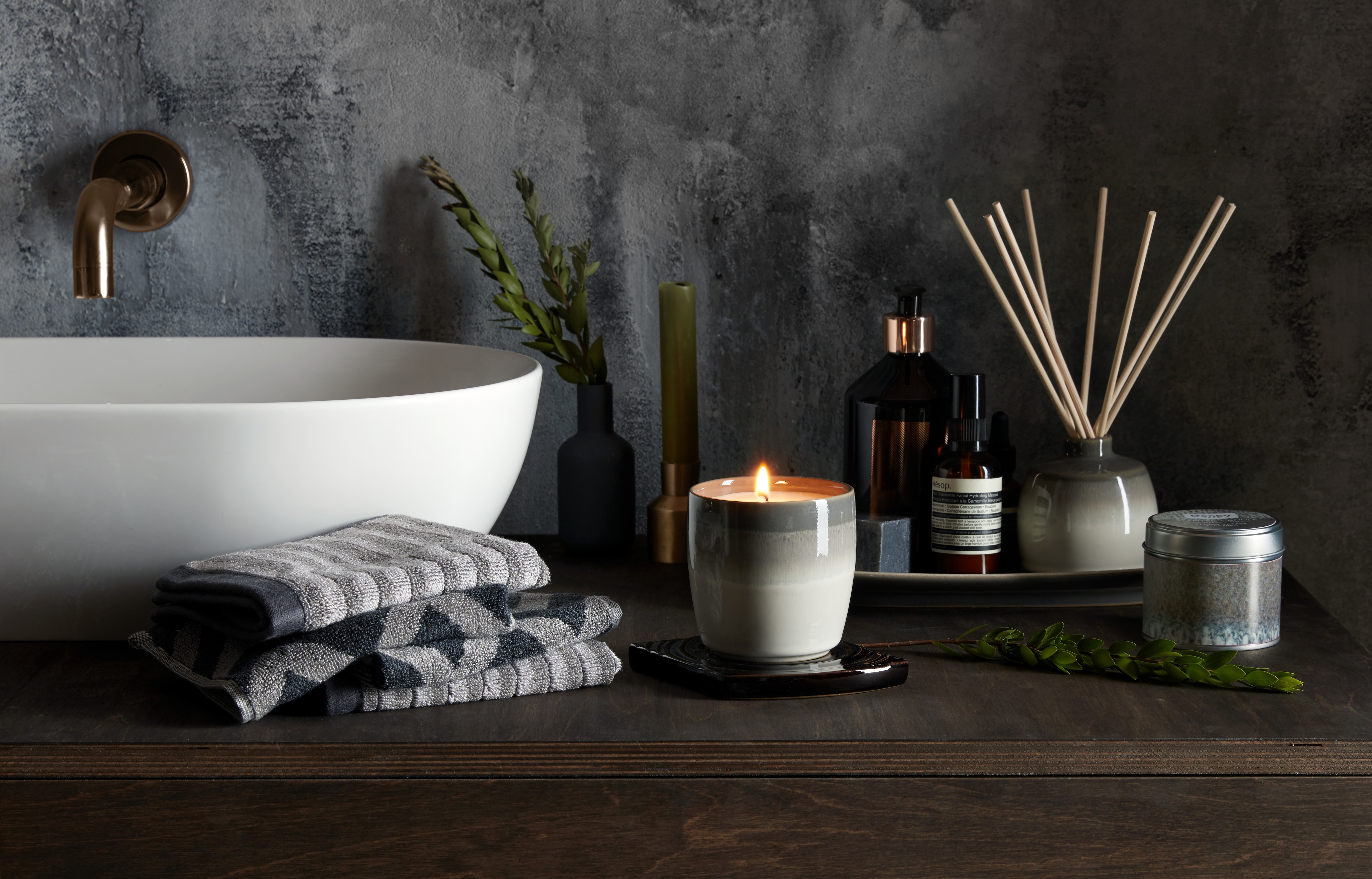 Denby Modus candle and reed diffuser Denby Modus candle and reed diffuser