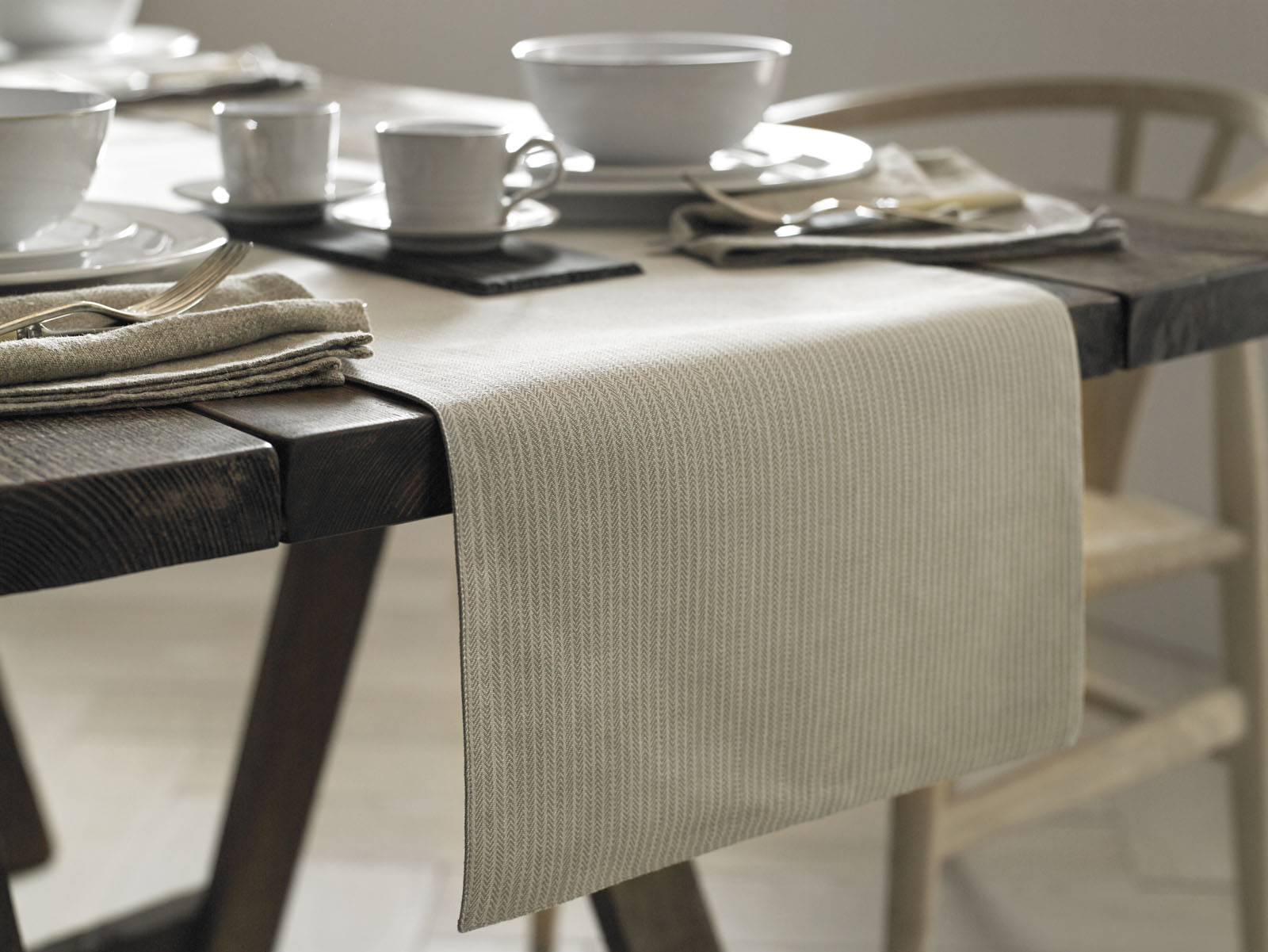 Table runner for an Easter table
