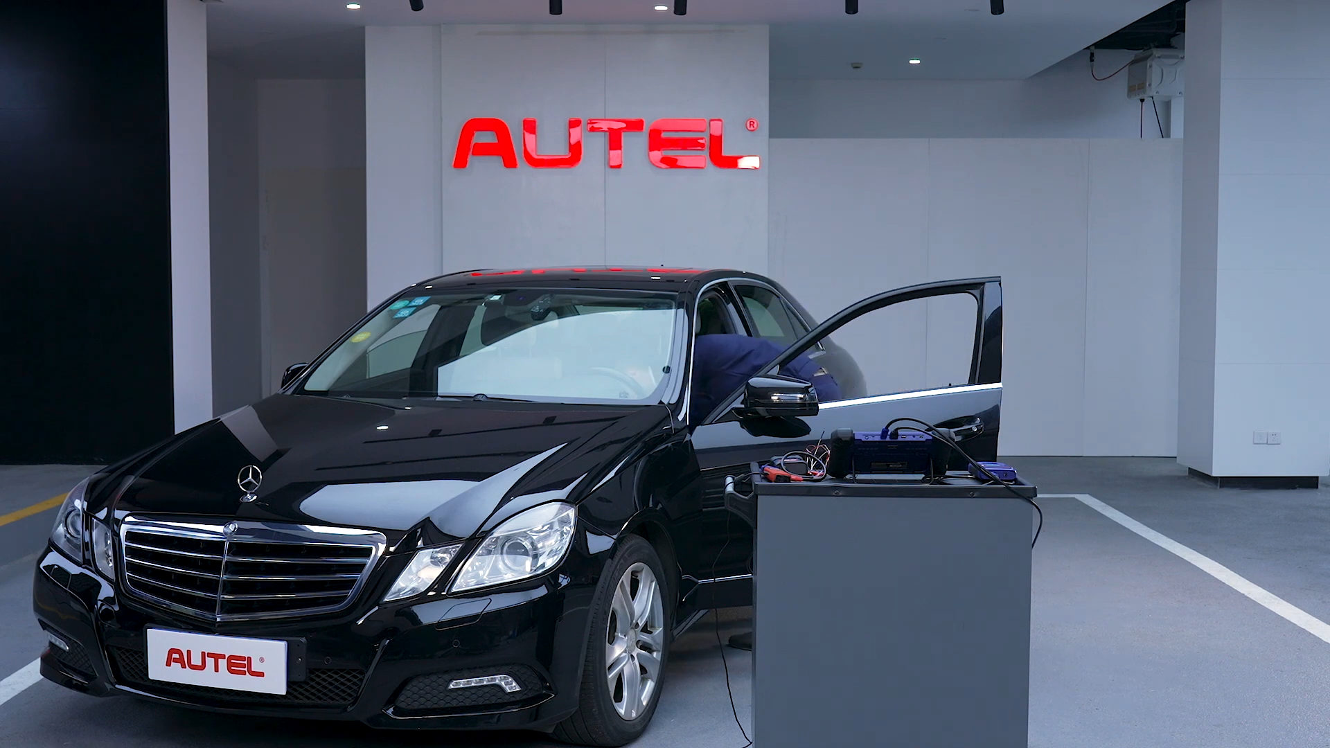 Things To Do When You Lose Your Car Keys - Mercedes Benz All Keys Lost