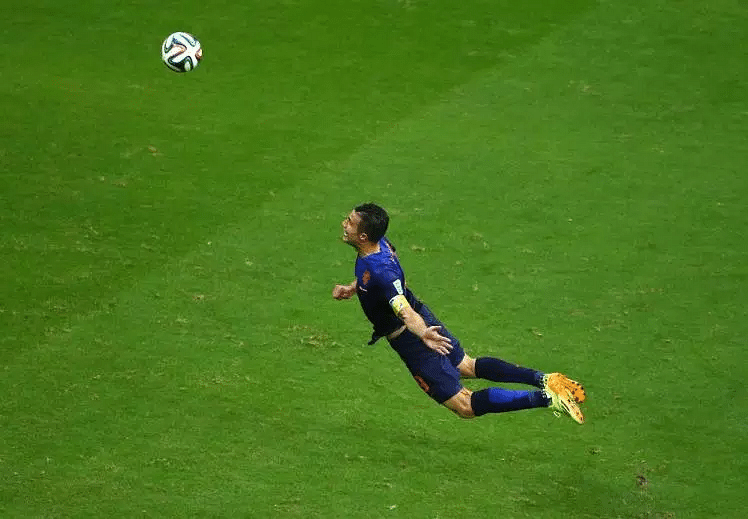 Robin Van Persie becomes The Flying Dutchman