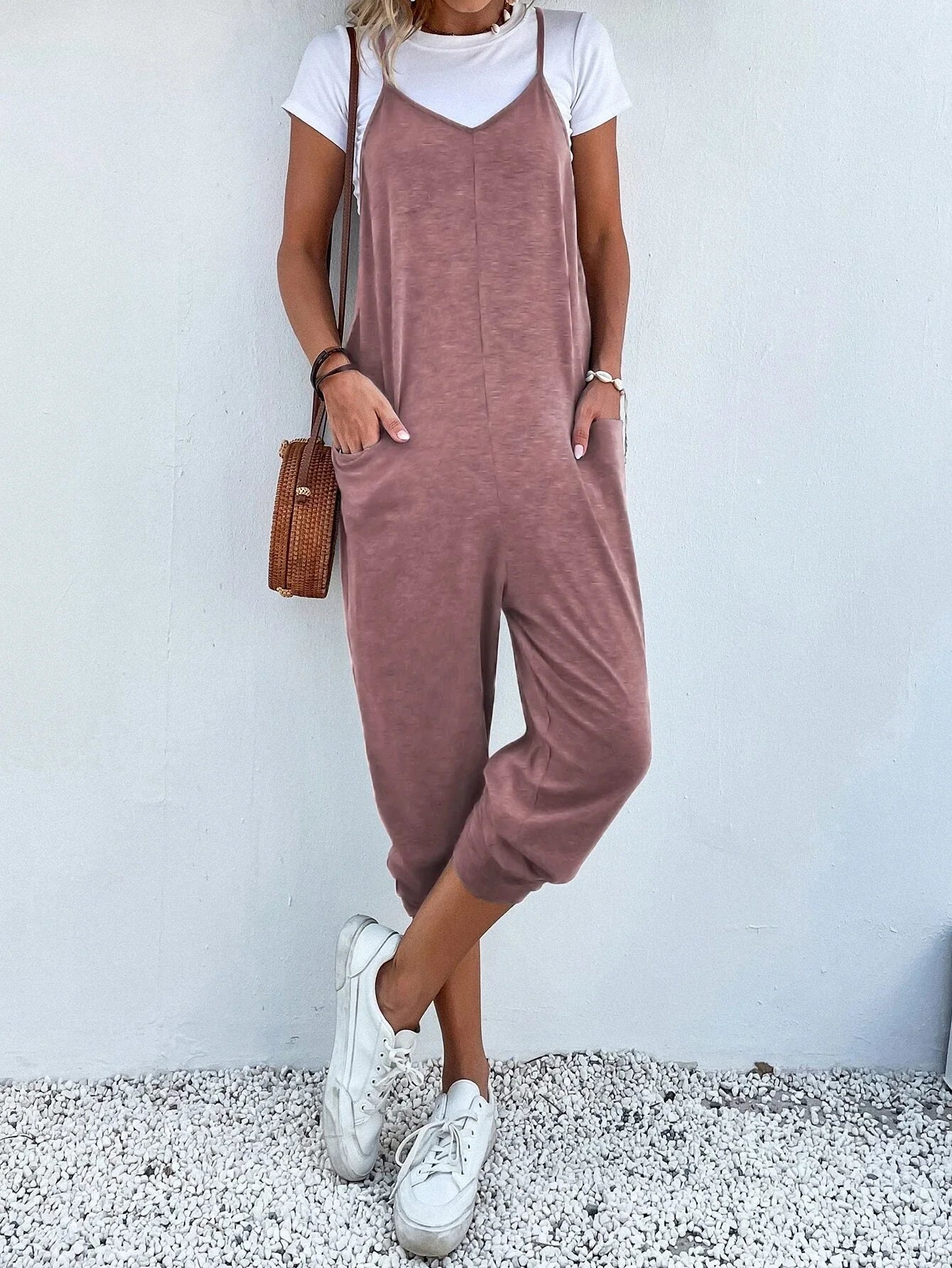 DUAL POCKET KEYHOLE BACK CAMI JUMPSUIT WITHOUT TEE