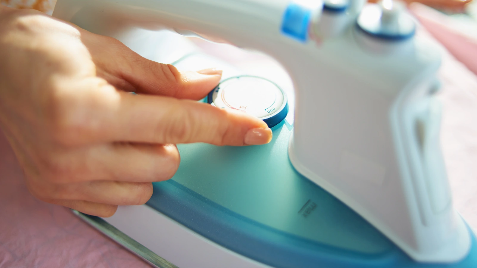 How to Iron on Letters to a Jersey