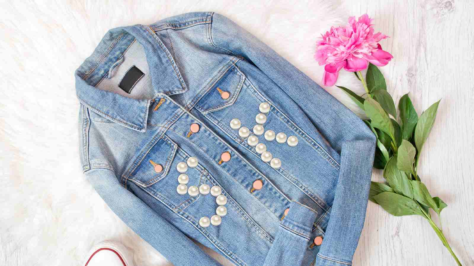 How to Decorate a Denim Jacket with Pearl