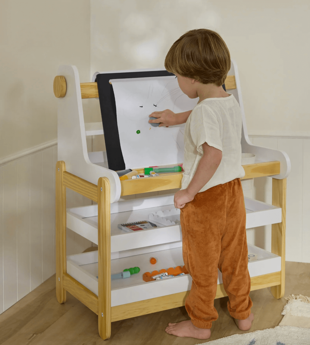 Nestig Kids Art Easel