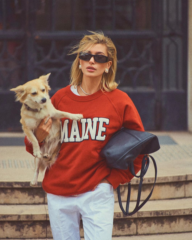 hailey bieber red hoodie middle hair with emijay big sale hair claw clips durable, lightweight, and perfect for thick hair . Ideal for effortless everyday hairstyles.