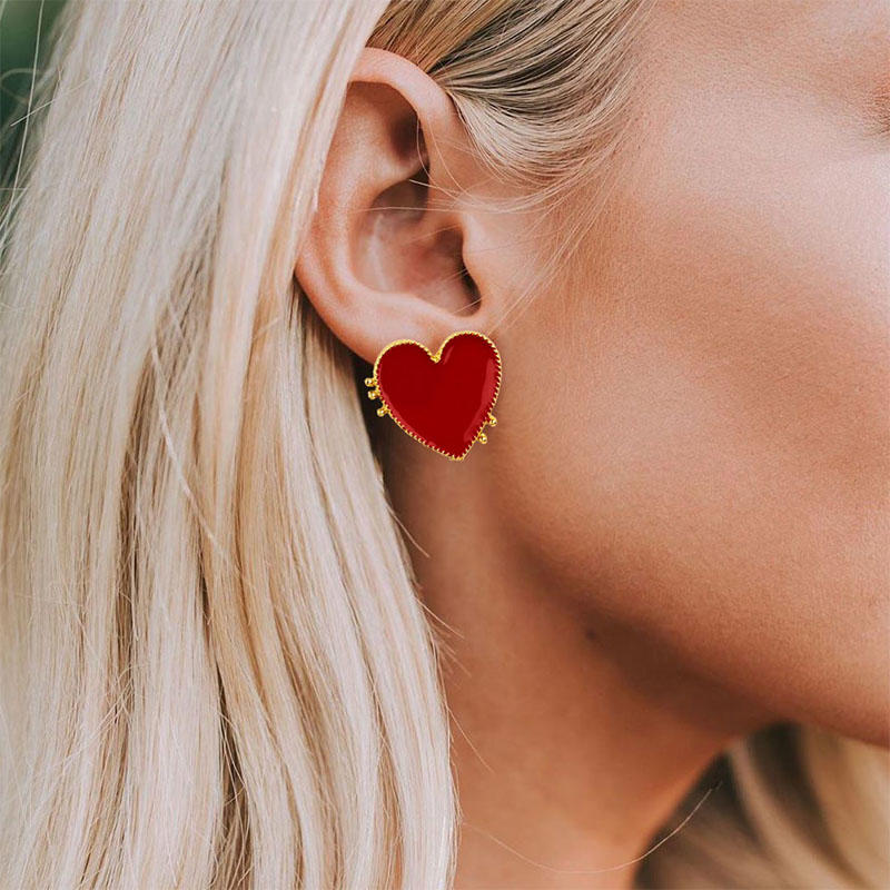 2019 New Design Punk Gold Edge Red Acrylic Heart Stud Earrings For Wom