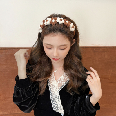 4、B2B商品(阶梯价&按批卖&起批4)&pod商品-------编织花朵毛线抓夹秋冬女毛毛鲨鱼夹大号发夹后脑勺发抓夹子头饰卡