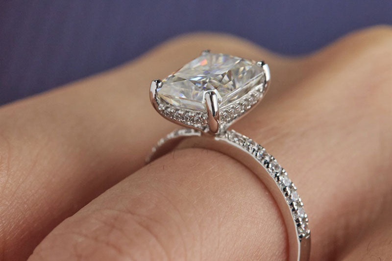 How To Check If Your Moissanite Is Loose