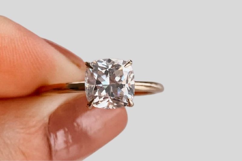  Complete Guide To Moissanite Rings