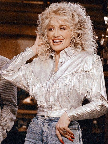 Dolly Parton Shows Her Real Face
